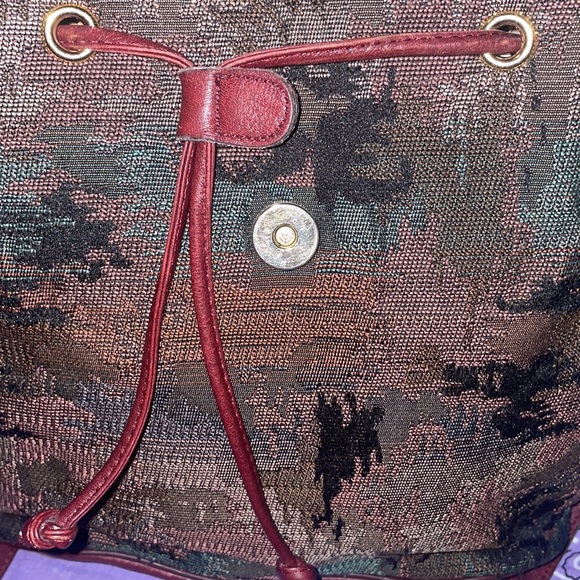 Vintage Aigner crossbody bucket bag - Picture 5 of 6